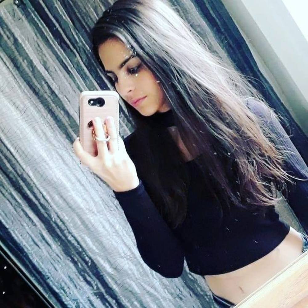 Meet your Posher, Melissa